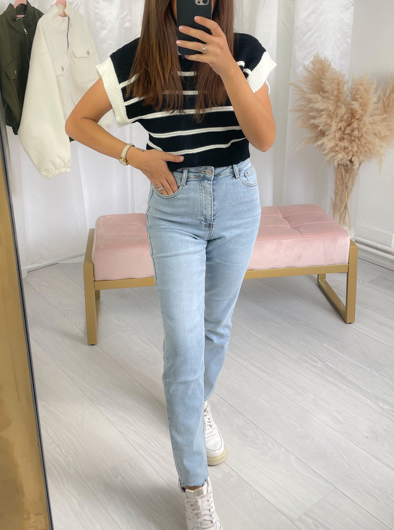 Jean mom fit