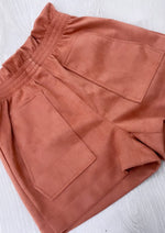 Short suédine vieux rose